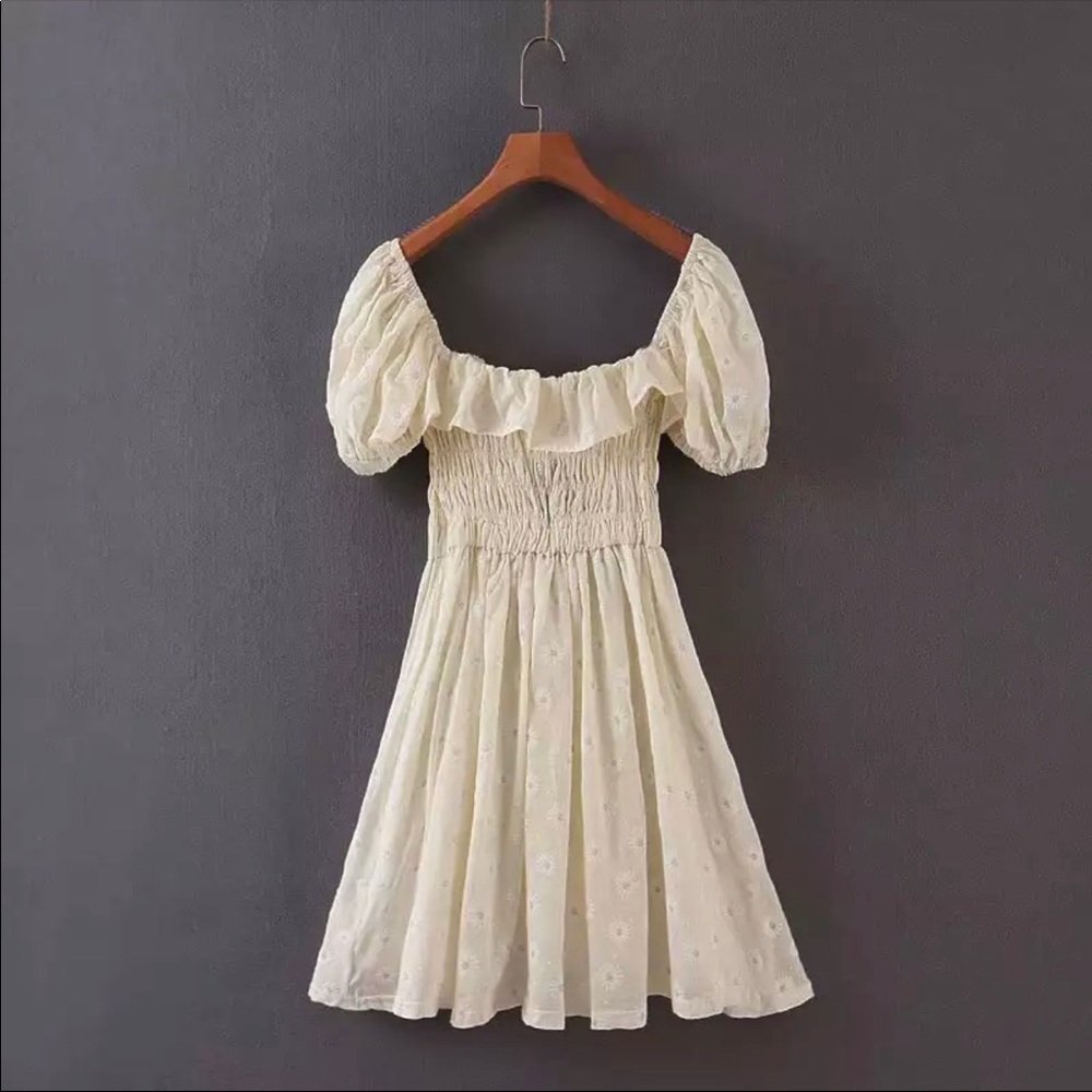 Ruffle Daisy Boho Floral Gypsy Dress Tan - Picture 4 of 6